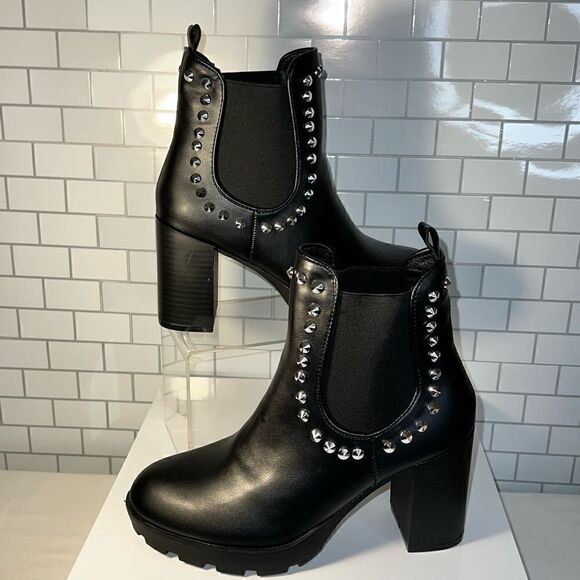 NWOB Nicole Miller “Aston” Studded Boot - Picture 1 of 5